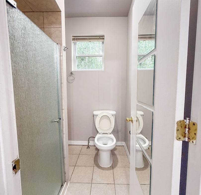 1131 Spruce St #2R, Philadelphia, PA 19107 MAP
