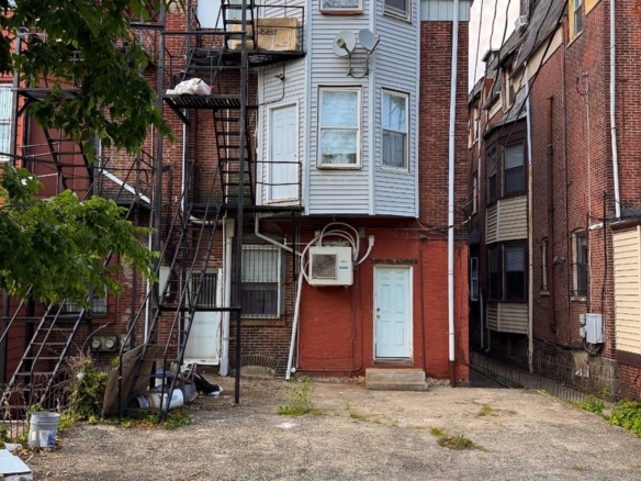 4040 Spruce St., Parking Spot #1, Philadelphia, PA 19104 MAP