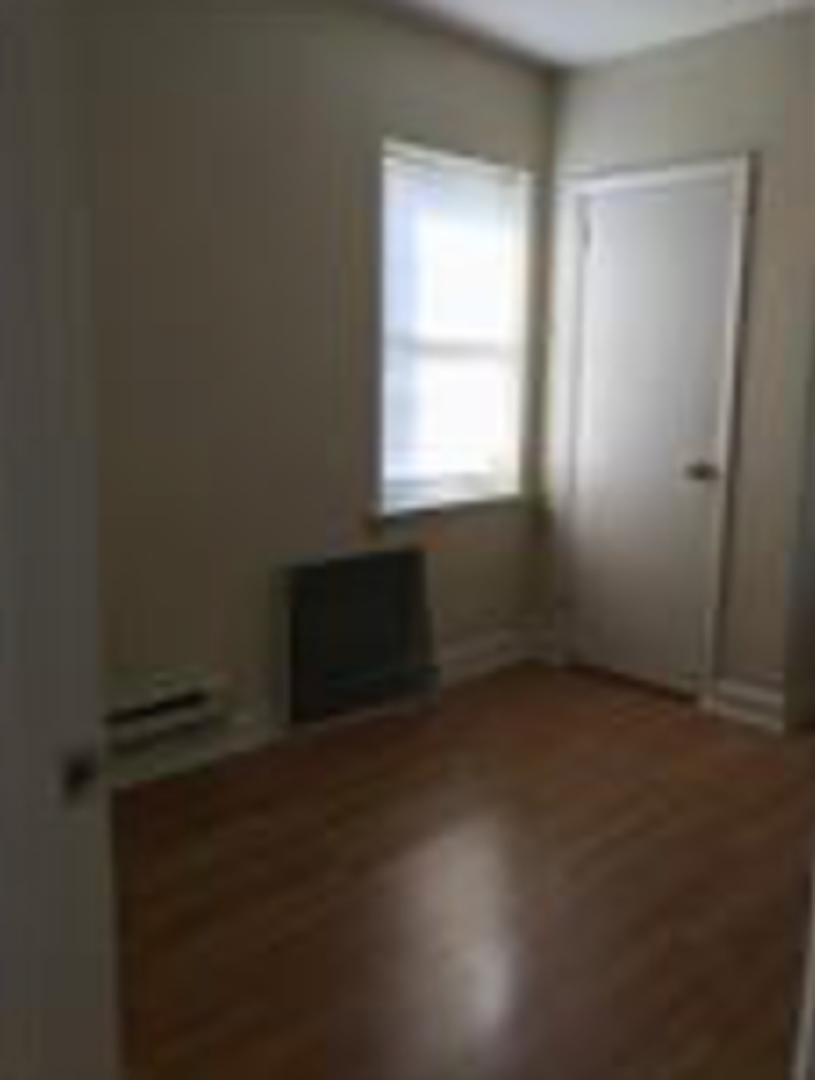 large-42 806 S. 10th St #3R, Philadelphia, PA 19147 MAP